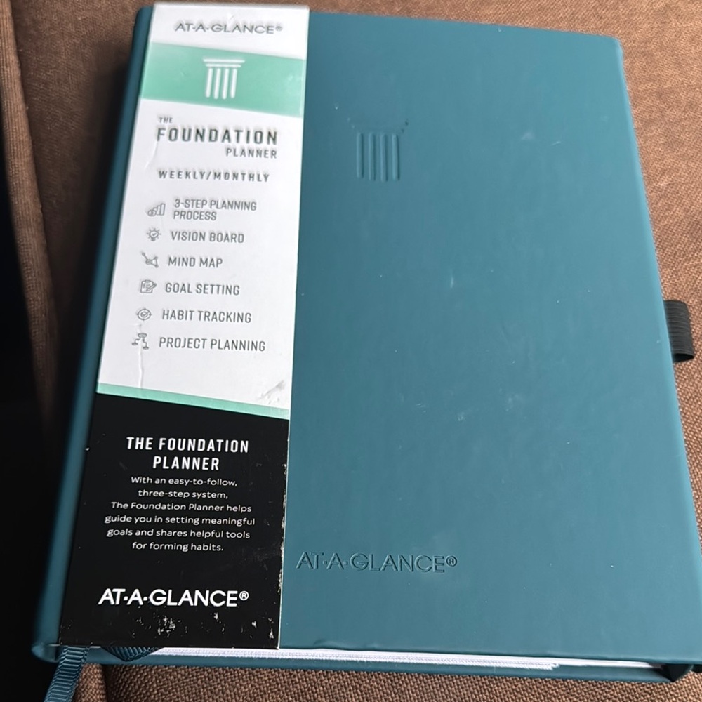 At-A-GLANCE The Foundation Planner